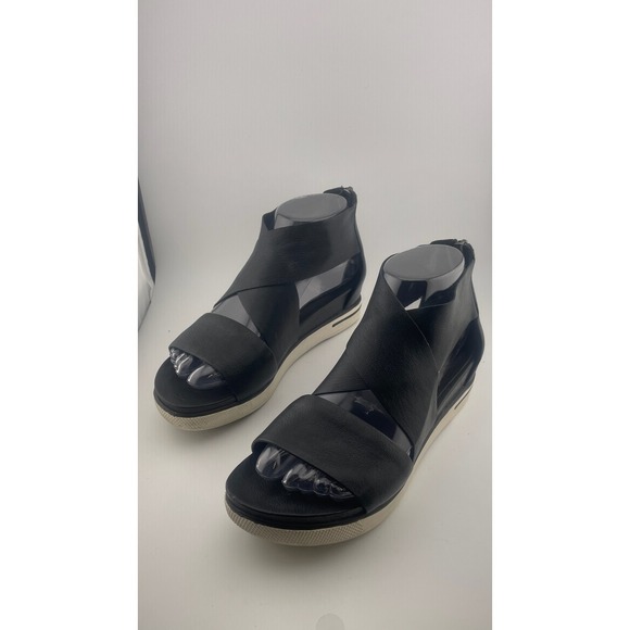 Eileen Fisher Sport Tumbled Leather Zipper Black Sneaker Platform Sandals Size 7